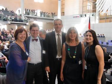 <em>Bettina Hagedorn bei der Bundesversammlung mit den SPD-Wahlmännern und -frauen Ralf Stegner, Andreas Breitner, Gitta Trauernicht und Serpil Midyatli</em>